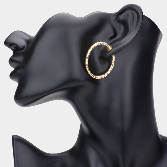 Gold Clip On Hoop Earrings 1.25" Textured Metal Casual Simple - Picture 1 of 3